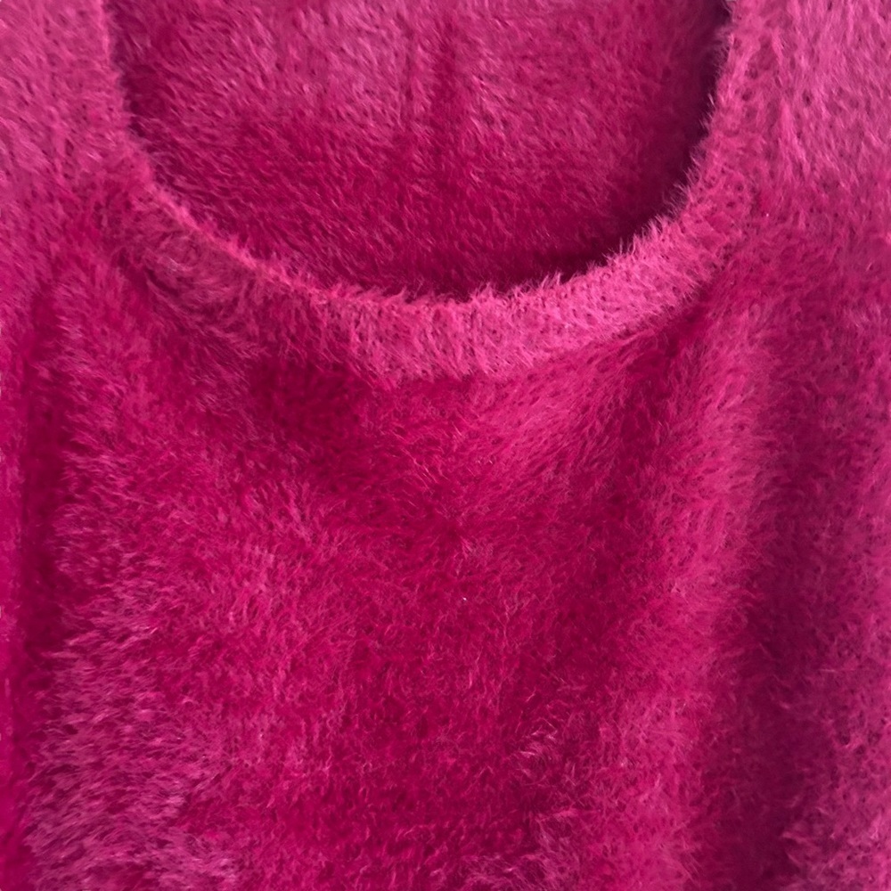ASTR The Label Womens Ruby Red Scoop Neck Waist Length Sweater Size L - Picture 7 of 14